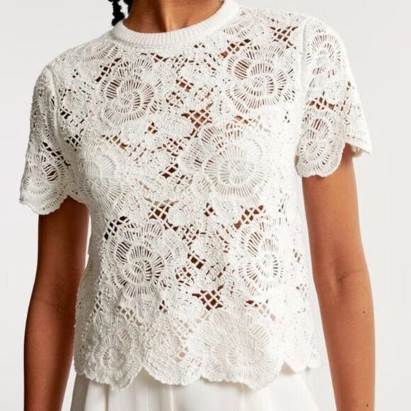 Abercrombie & Fitch Tops - Abercrombie & Fitch Floral Crochet Top NWT